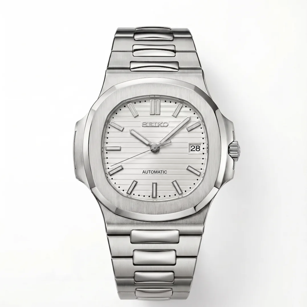 Nautilus Full White Reglage watch