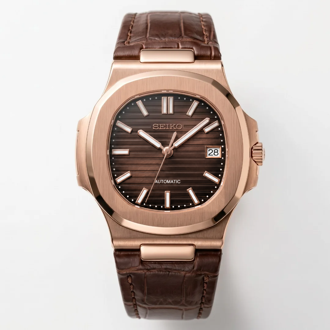 Nautilus Rose Gold Leather Reglage watch
