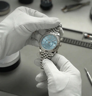 Watch components at the Reglage studio workbench